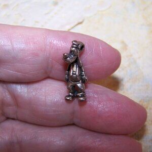 Walt Disney Disneyland Sterling Silver Charm - Goofy